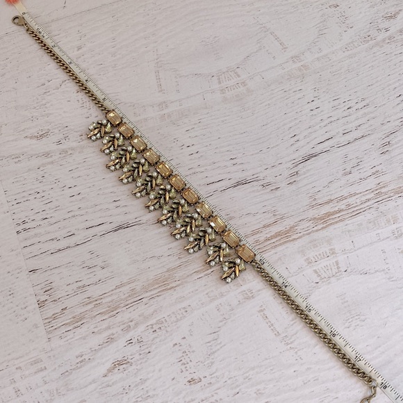 Brass Tone Jewel and Pearl Necklace 18” plus 2 1/2” Extension - Picture 4 of 9